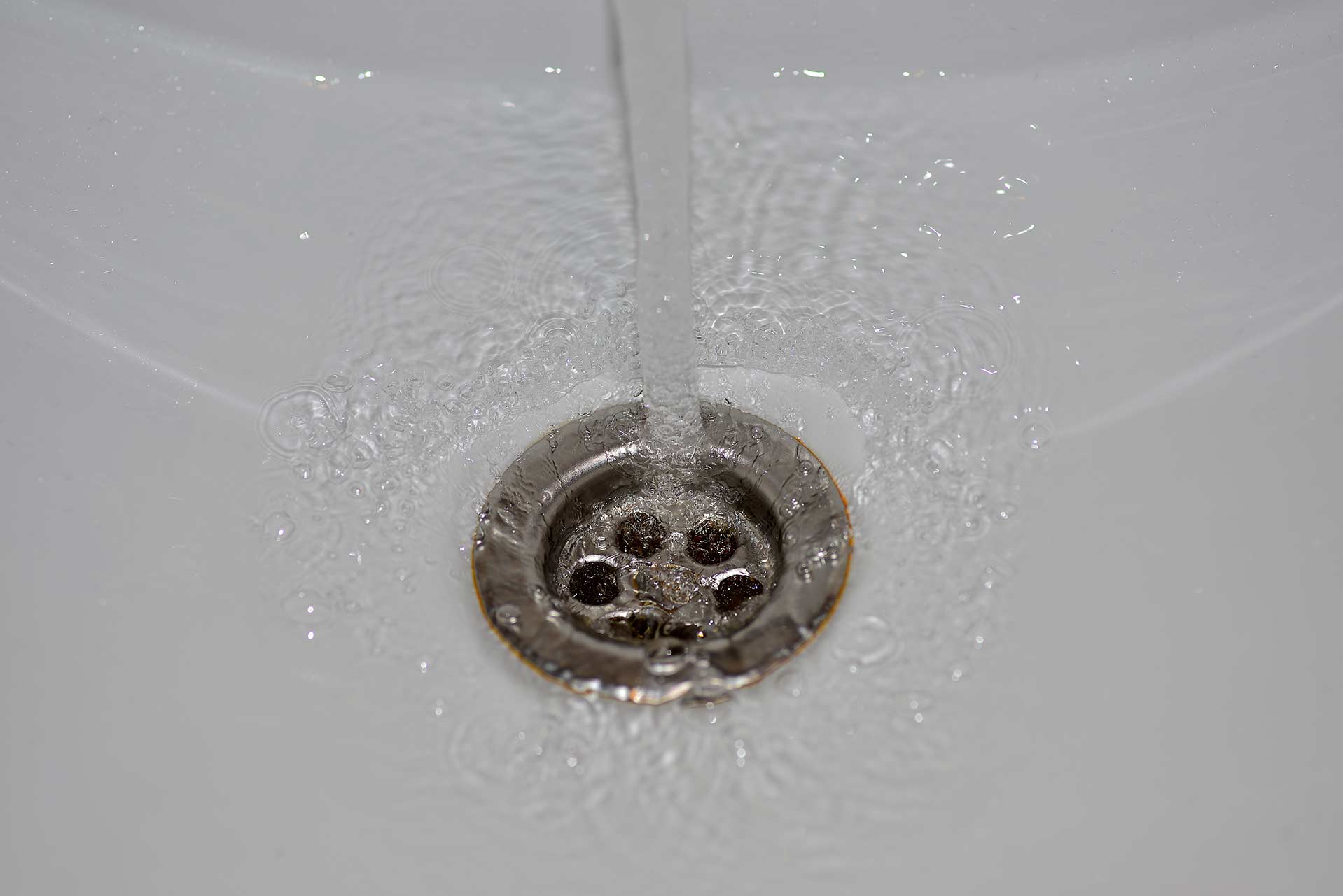 A2B Drains provides services to unblock blocked sinks and drains for properties in Seven Sisters.